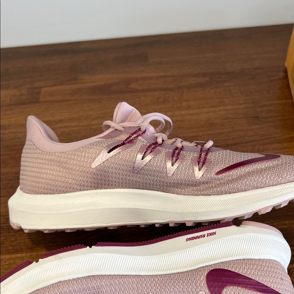 Nike Women's Athletic Shoes in Pink and Maroon - Picture 8 of 10